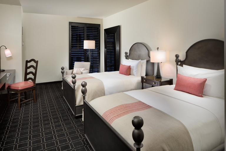 Bedroom 2, Hotel Valencia Riverwalk, Bexar