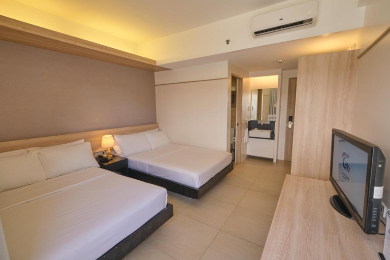 Bedroom 4, The Tides Hotel Boracay, Malay