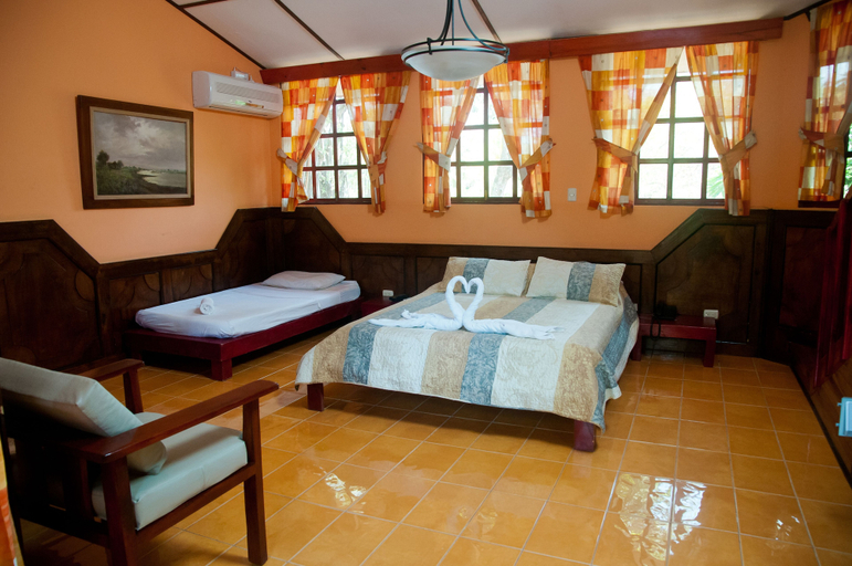 Bedroom 4, Hotel Playa Bejuco, Parrita