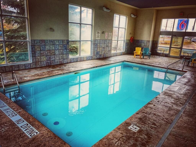 Sport & Beauty 5, Motel 6 London, ON - Ontario, Middlesex