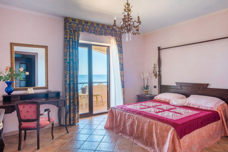 Bedroom 3, Hotel Lido degli Spagnoli, Carbonia-Iglesias