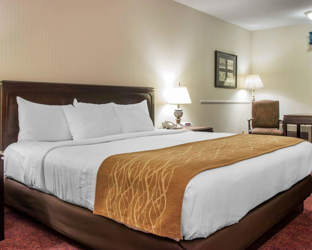 Bedroom 3, Comfort Inn Lakeside, Cheboygan