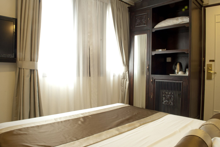 Bedroom 22