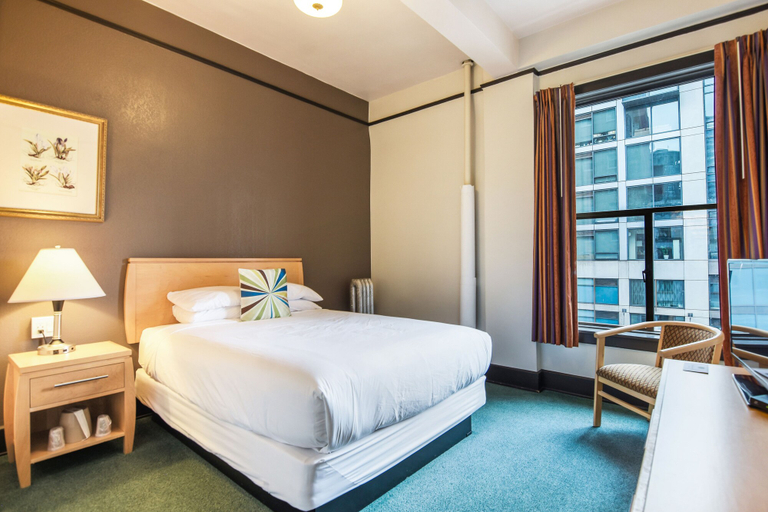 Bedroom 3, The Moore Hotel, Seattle