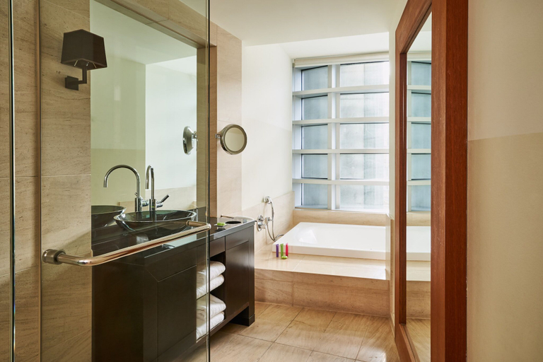 Bathroom 5, DO & CO Hotel Vienna, Wien