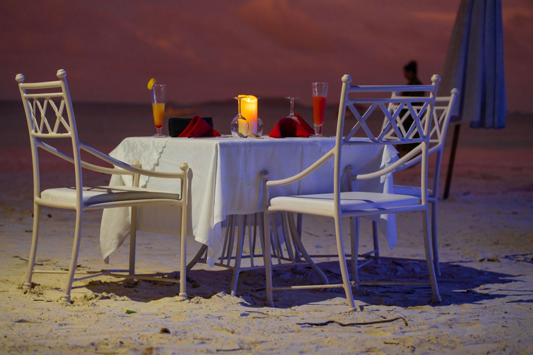 Food & Drinks 4, Village Du Pecheur