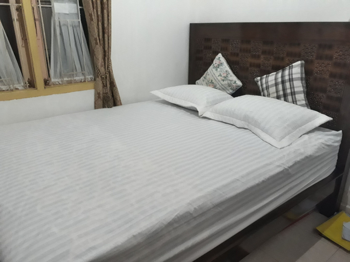 Bedroom 12