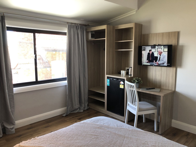 Bedroom 18