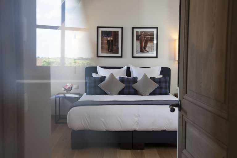 Bedroom 3, Manoir de Surville Hotel & Spa & Restaurant, Eure