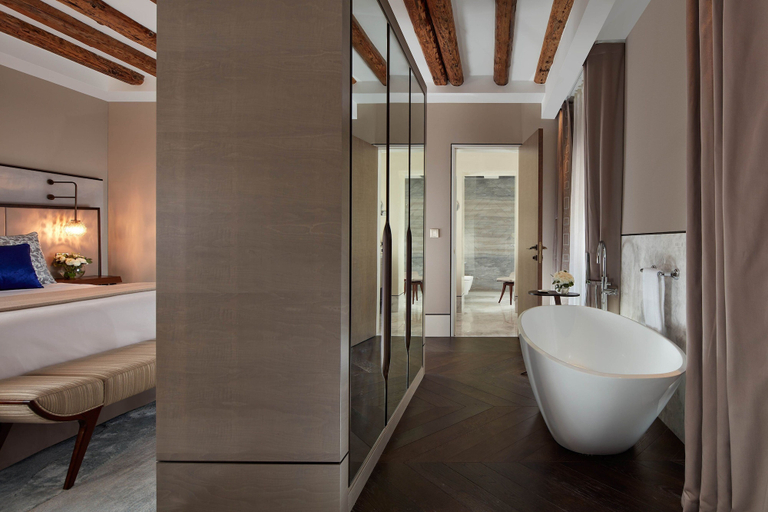 Bathroom 4, The St. Regis Venice, Venezia