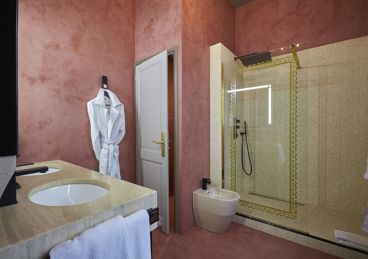 Bathroom 5, Le Stelsia, Lot-et-Garonne
