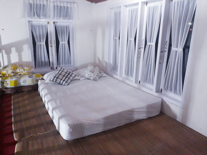 Bedroom 16