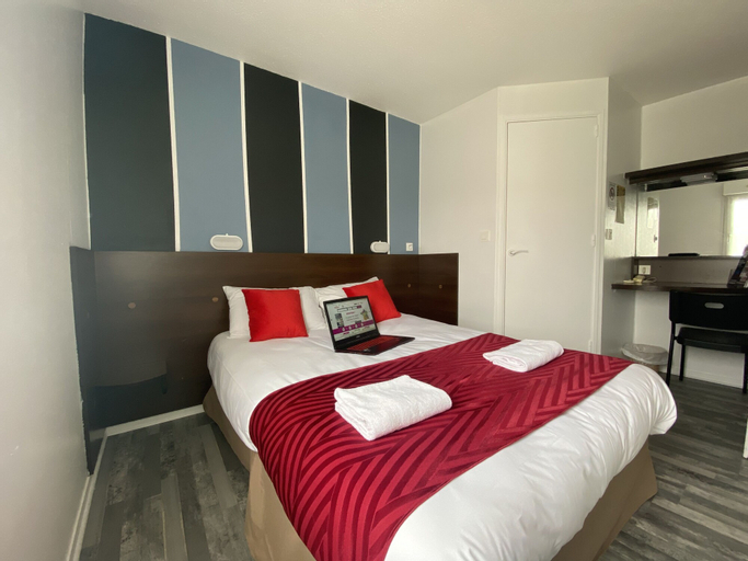 Bedroom 13