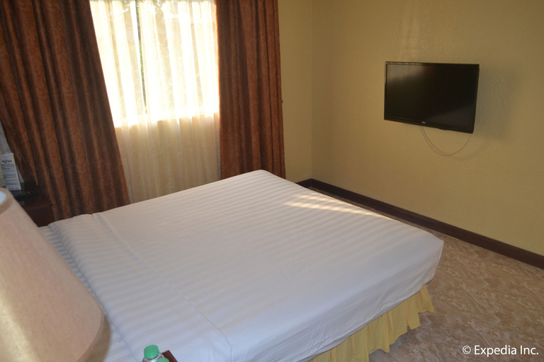 Bedroom 3, Fontana Hot Spring Leisure Parks, Mabalacat