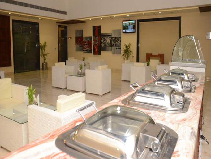 Others 5, La Silver Leaf Hotel, Shahid Bhagat Singh Nagar