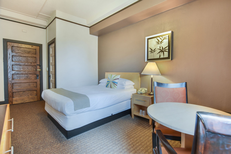 Bedroom 3, The Moore Hotel, Seattle