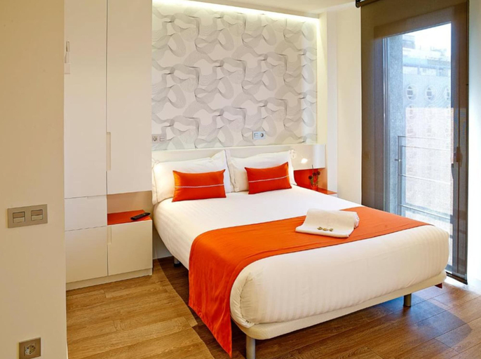 Bedroom 3, Apartments Hostemplo Suites, Barcelona