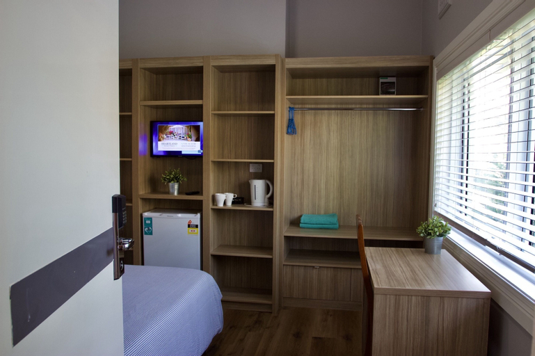 Bedroom 21