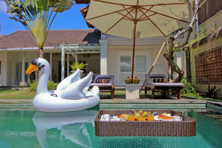 Sport & Beauty 2, UMA LIMA 2BR -7min Beach Access & 10min to CANGGU, Badung