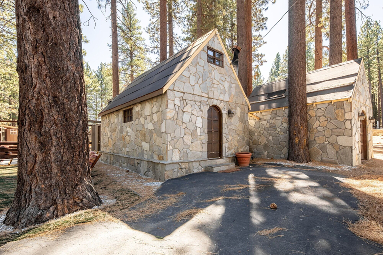 Exterior & Views 2, Emerald Bay Lodge, El Dorado