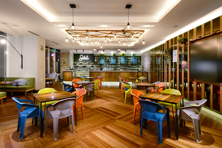 Food & Drinks 3, Olive Tree Hotel, Barat Daya