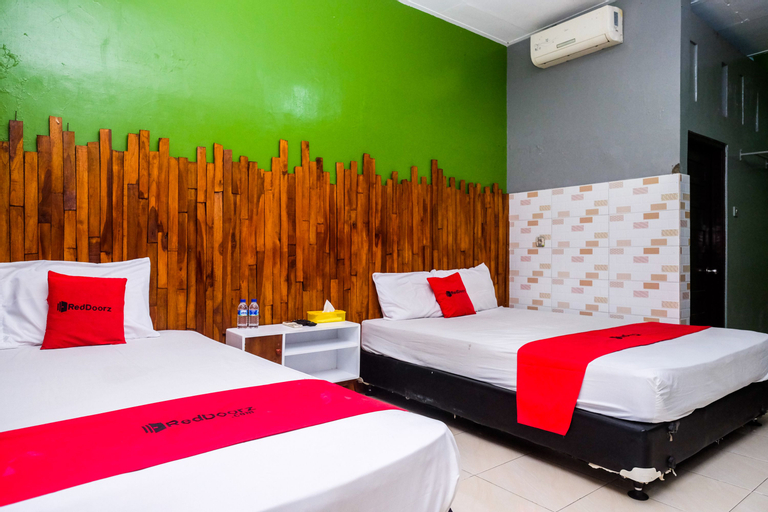 Bedroom 5, RedDoorz Syariah @ Colomadu 2, Karanganyar