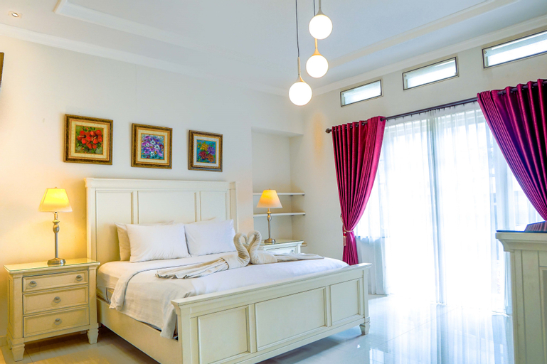 Bedroom 15