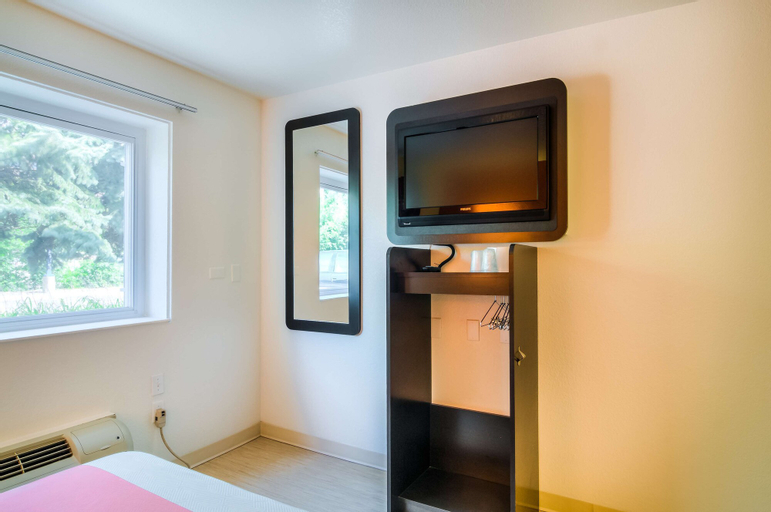 Bedroom 17