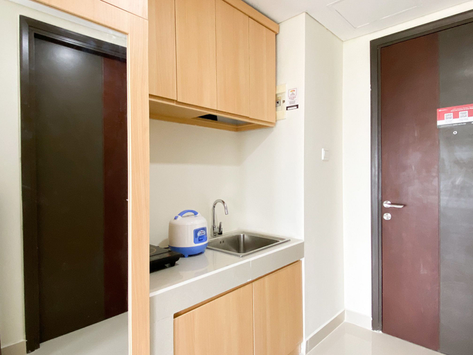 Others 4, Comfy and Tidy Studio at Pollux Chadstone Apartment By Travelio, Cikarang