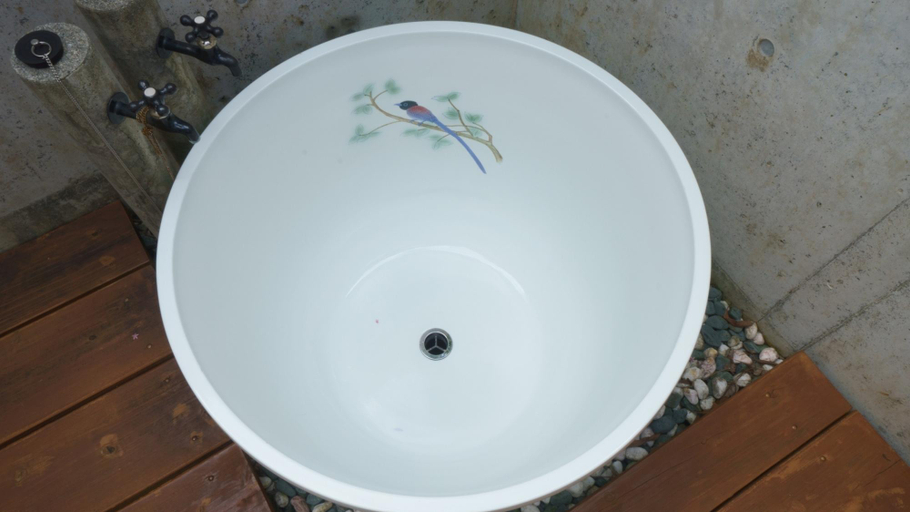 Bathroom 3, Kataaki no Sato, Miyakojima