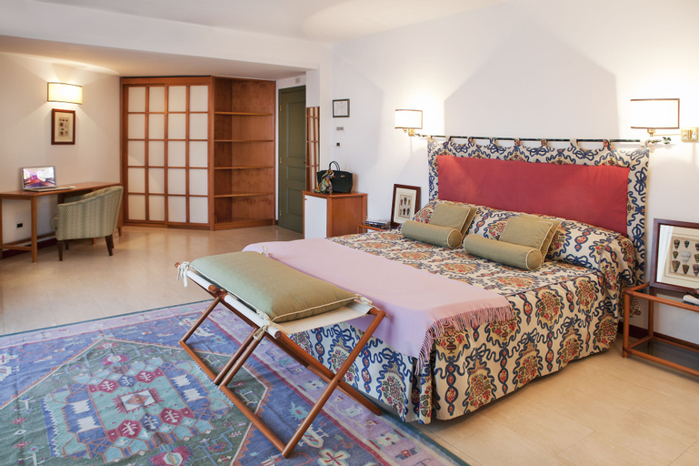Bedroom 13