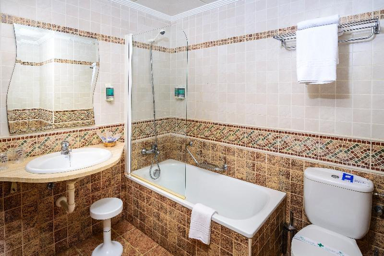 Bathroom 3, Mareny Benidorm, Alicante