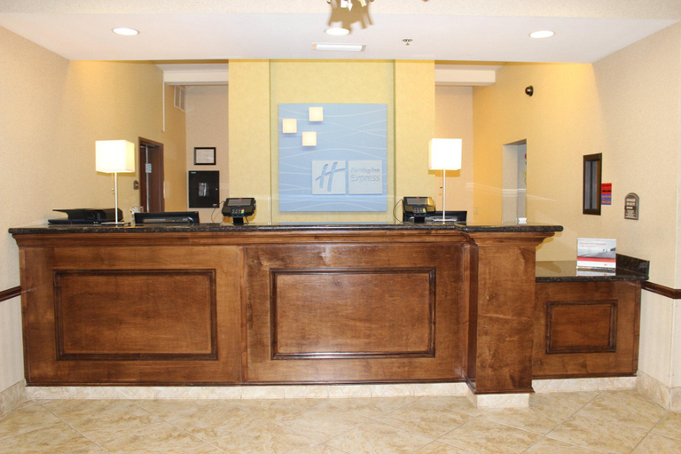 Public Area 2, Holiday Inn Express & Suites CENTER by IHG, Shelby