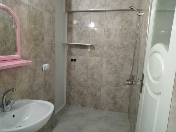 Bathroom 3, Yeşilhan pansiyon, Yeşilova