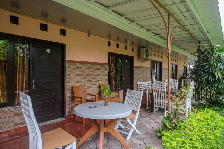 Exterior & Views 3, RedDoorz Syariah @ Colomadu 2, Karanganyar