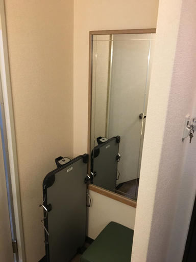 Bedroom 13