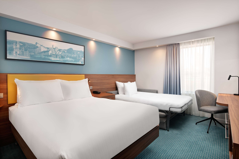 Bedroom 3, Hampton by Hilton Canterbury, Kent