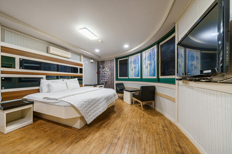 Bedroom 2, Changwon Masan Zen, Masan