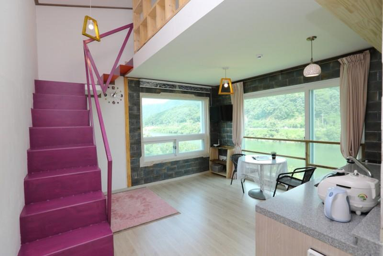 Others 5, Hongcheon Do Dream Pension, Hongcheon