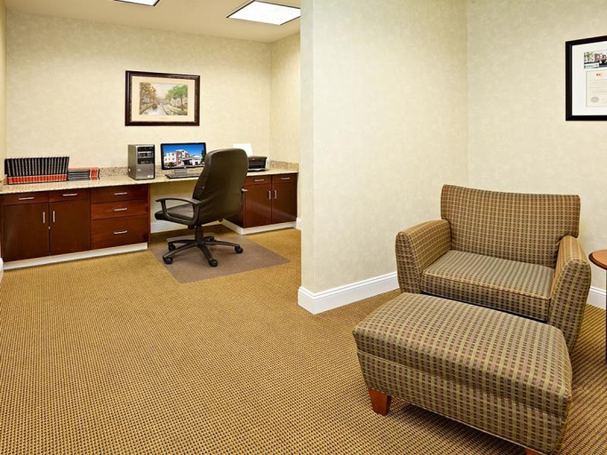 Others 4, Holiday Inn Express By IHG, Moore