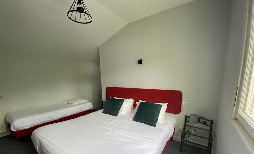 Bedroom 2, Le Marius Hotel, Puy-de-Dôme
