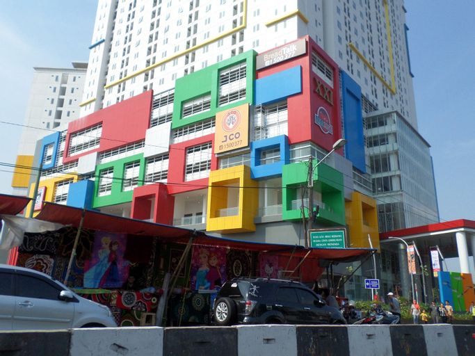 Exterior & Views, Apartment Bassura by Salsabila, Bekasi
