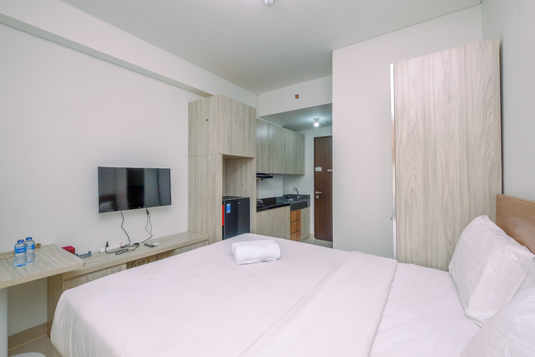 Bedroom 4, Modern Studio Transpark Cibubur Apartment near Shopping Mall By Travelio, Depok