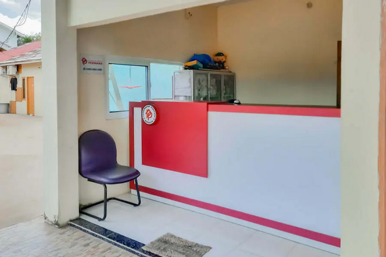 Public Area 2, RedDoorz @ Permana Homestay near Supadio Airport Pontianak, Kubu Raya