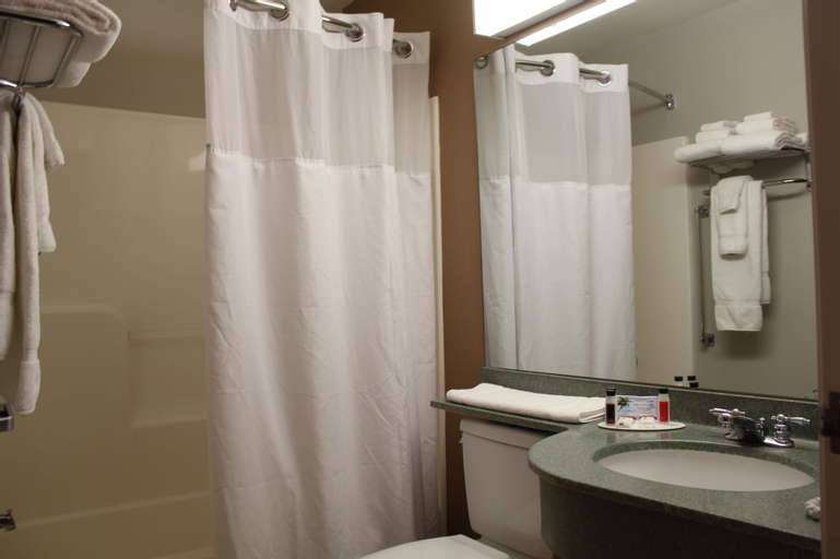 Bedroom 24