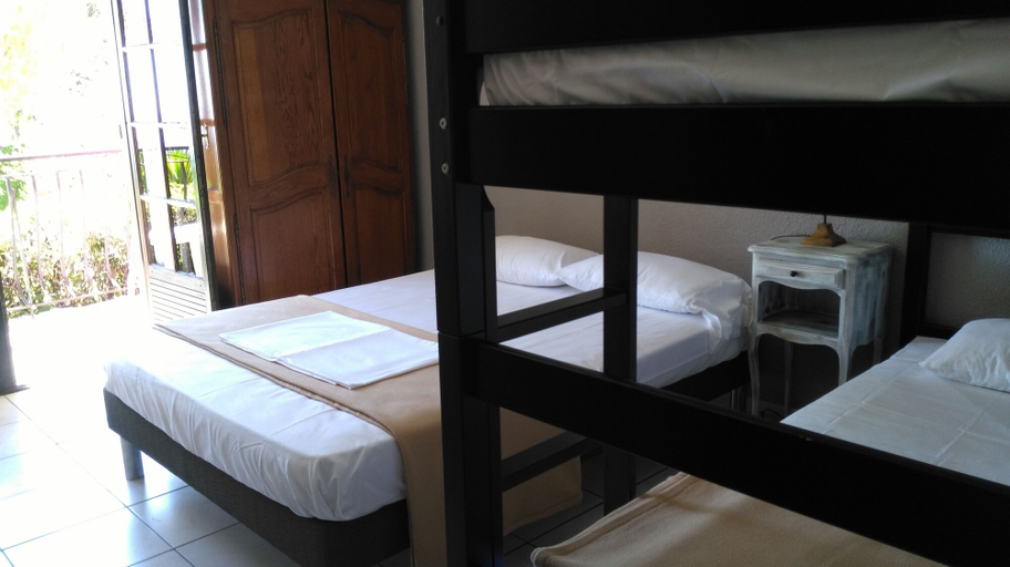 Bedroom 3, Auberge Ferayola, Haute-Corse