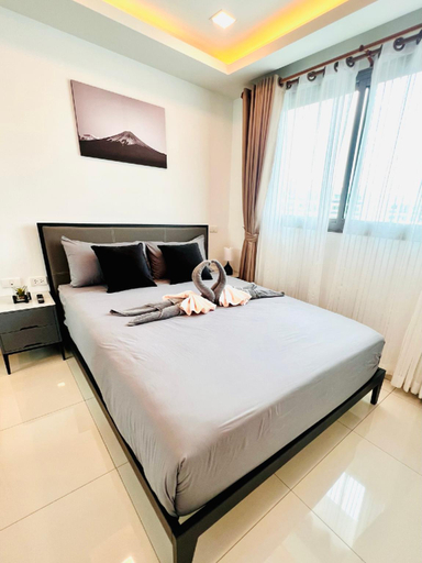Bedroom, NEW! 1-BR W/Pool View New Arcadia Beach Condo, Pattaya