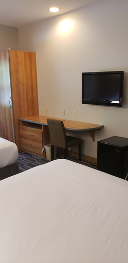 Bedroom 26