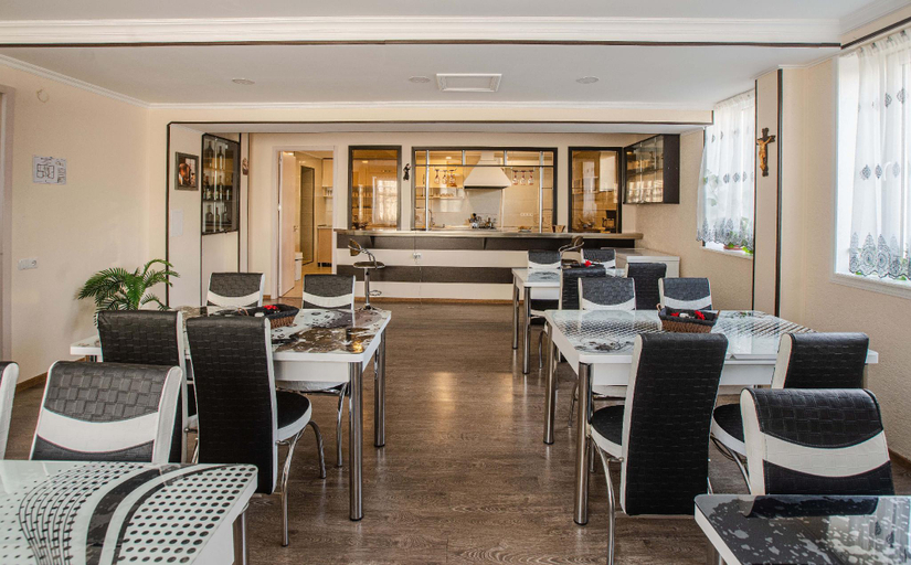Food & Drinks, Telav Holl, Telavi