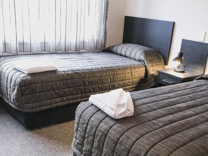 Bedroom 3, Harbour View Motel, Timaru